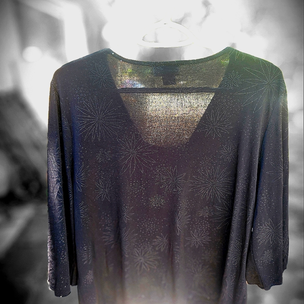 Blouse - Picture 2 of 2